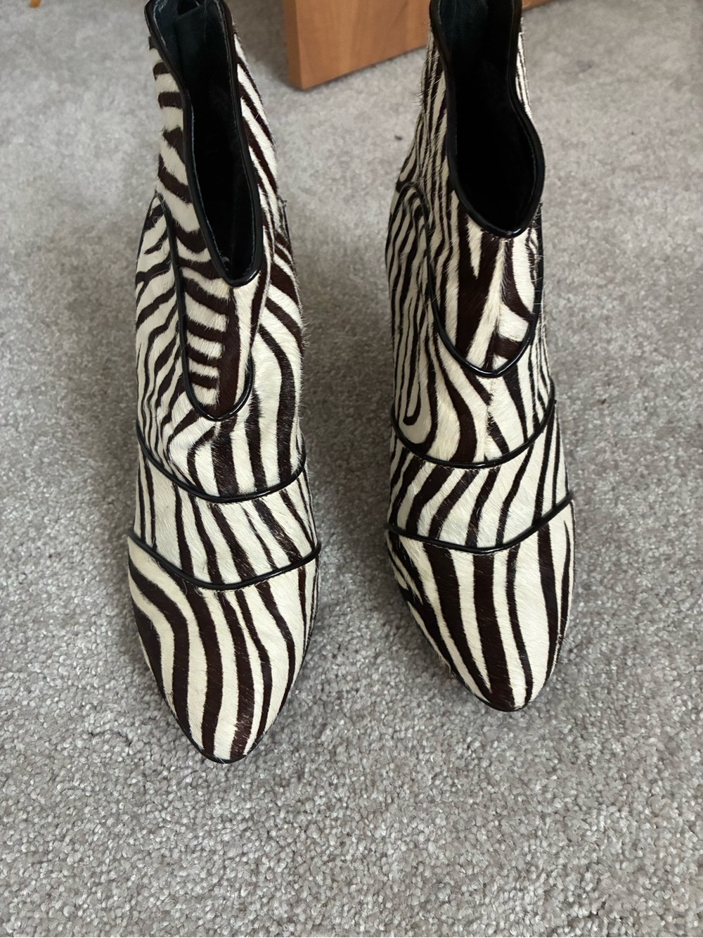Zebra Print Pointed Toe Ankle Boots - brown & creamy White 7.5